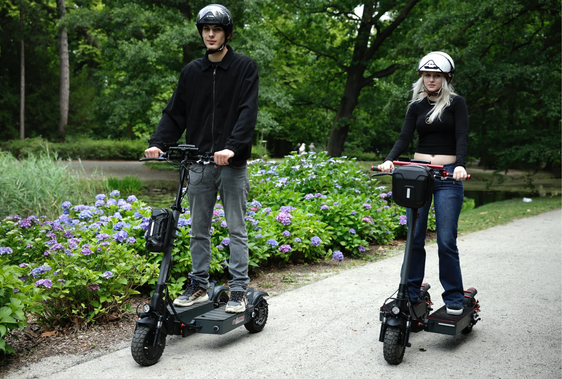 EL TRIKE w roli głównej.