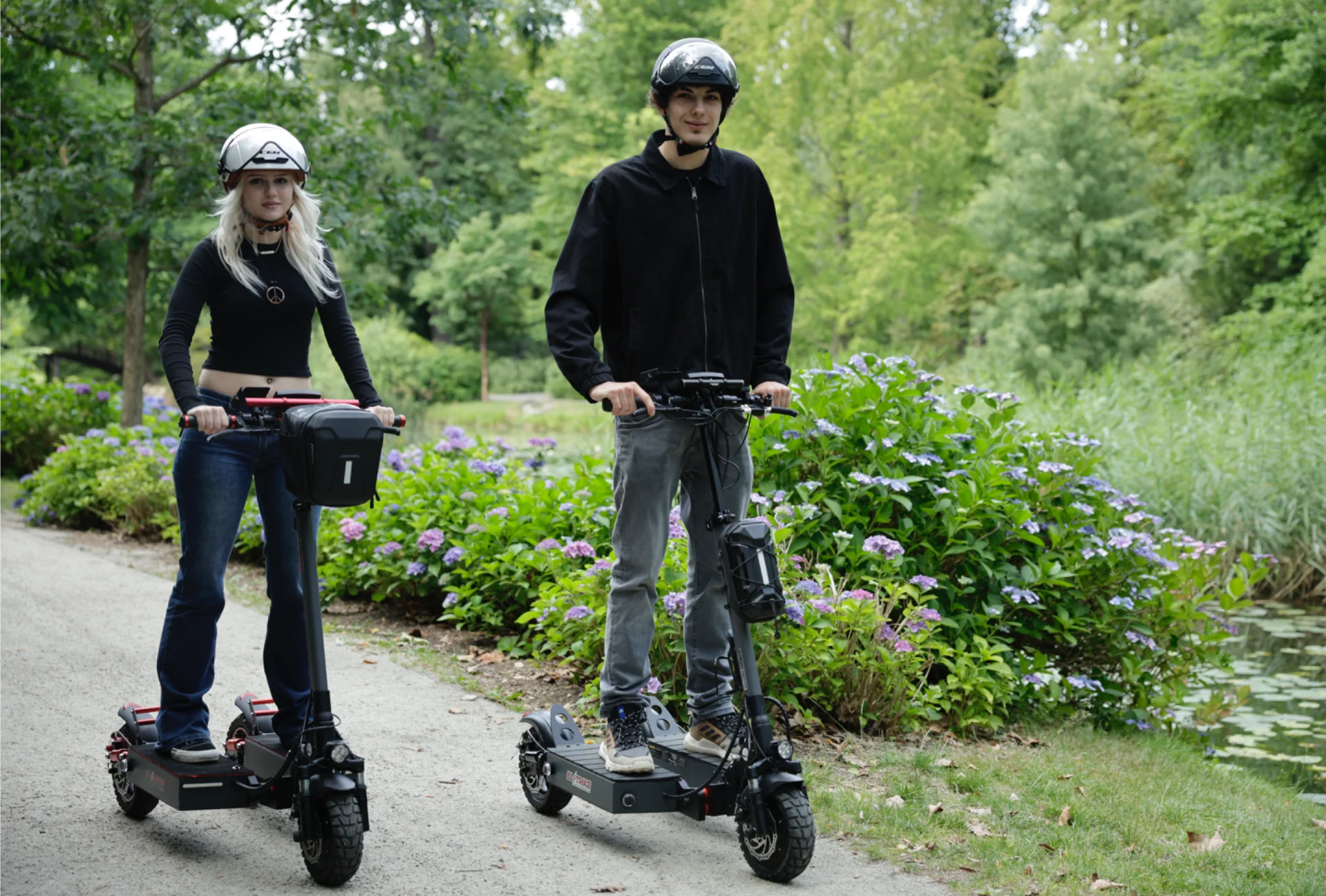 EL TRIKE w roli głównej.